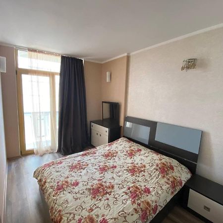 Orbi Plaza Apartment Батуми Экстерьер фото